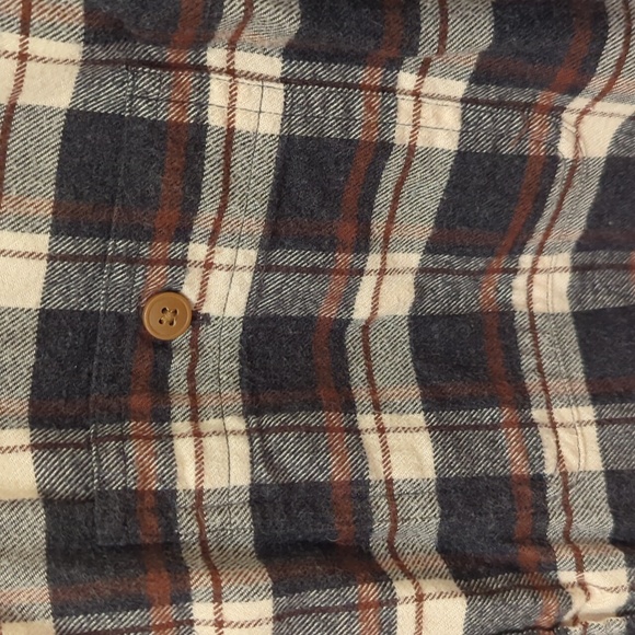 EUC Mens Flannel Button Up - JCrew - Picture 4 of 5